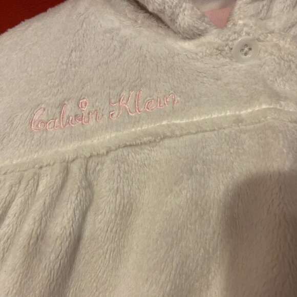 Calvin Klein Girl's White Super Cozy Winter Pram Suit - Size 6/9M - Picture 3 of 5